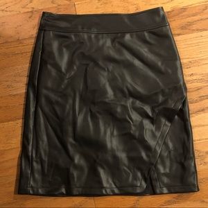 Size 0  leather loft skirt